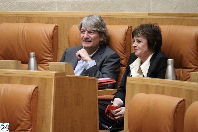 IU interpela al Gobierno riojano por su modelo de atención en las residencias tras exonerarlas de contratar personal adecuado.