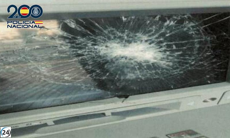 Una mujer arrestada por destrozar un cajero en Logroño.