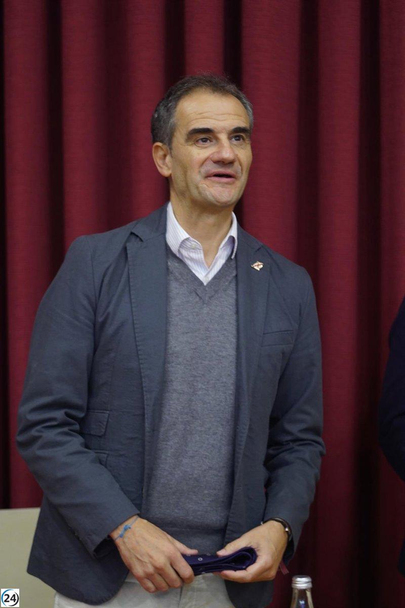 Sainz elogia el trabajo de Escobar en Logroño, destacando su labor durante el último año.