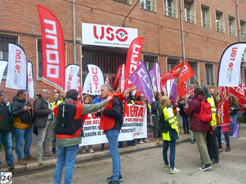 Sindicatos denuncian restricción de huelga en transporte de viajeros.