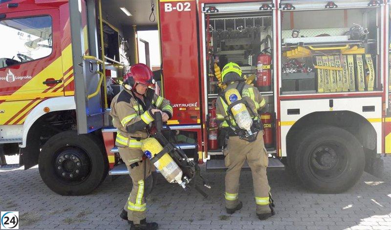 Herido en incendio de nave okupada en la Senda de la Vía de Logroño.