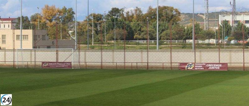 Aprobados acuerdos con el Ayuntamiento de Logroño para financiar la renovación de Mundial '82, cuatro campos de fútbol y el Complejo Lobete.