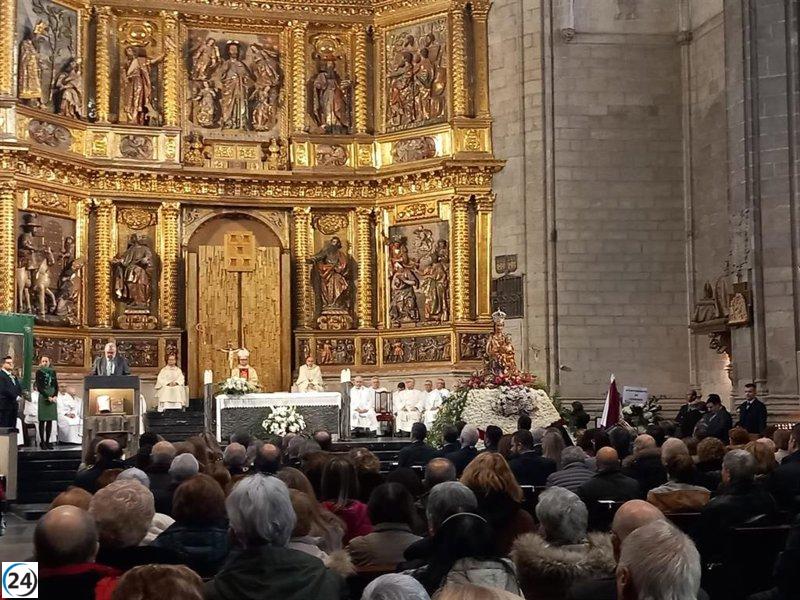 Logroño rendirá homenaje a la Virgen de la Esperanza con una ofrenda floral este domingo en la calle Portales.