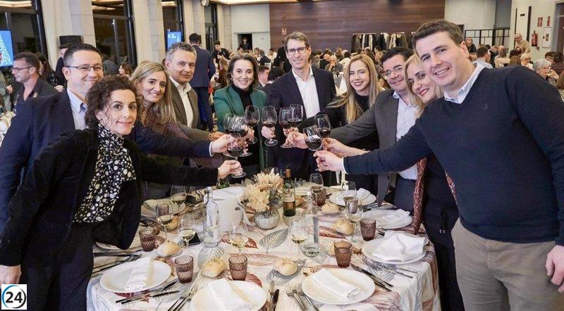 Gamarra resalta que Capellán y Feijóo abogan por igualdad de oportunidades y financiamiento.