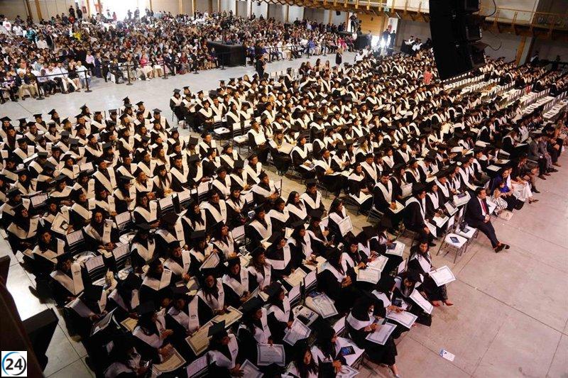 Más de 1.200 profesores latinoamericanos se capacitarán en UNIR a través de las 'Becas Alianza'.
