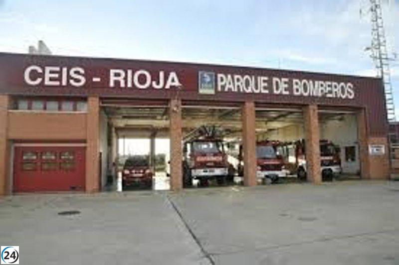 Incendio en planta de reciclaje de Casalarreina bajo control, pero se anticipa que el fuego persista por varios días.