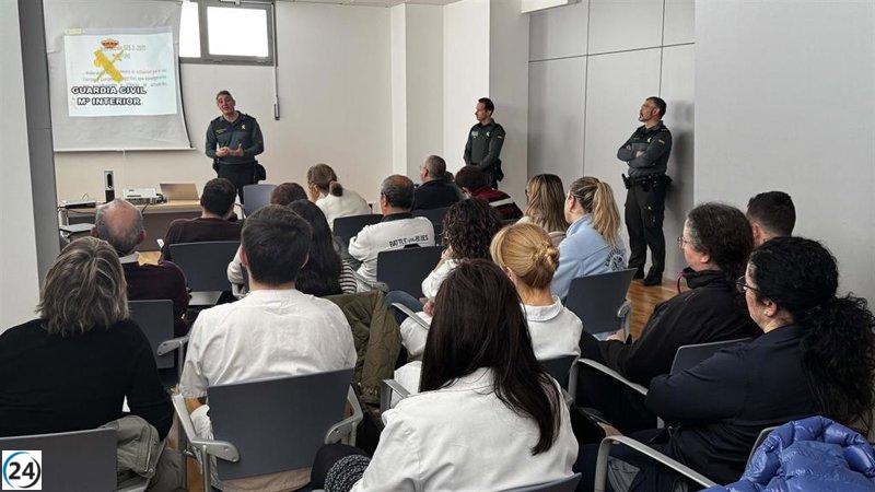 La Guardia Civil ofrece talleres de autoprotección para el personal sanitario en La Rioja.