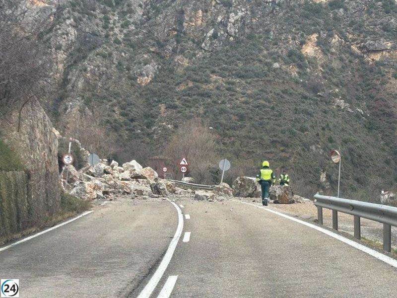 Gobierno confía en finalizar trabajos de emergencia en la LR-115 previo a Semana Santa.