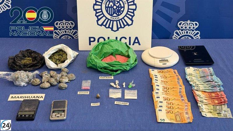 Tres arrestos en Logroño por tráfico de drogas en el centro de la ciudad.