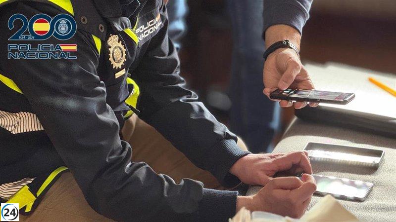 Arresto en Logroño por distribución de pornografía infantil en chat de mensajería.