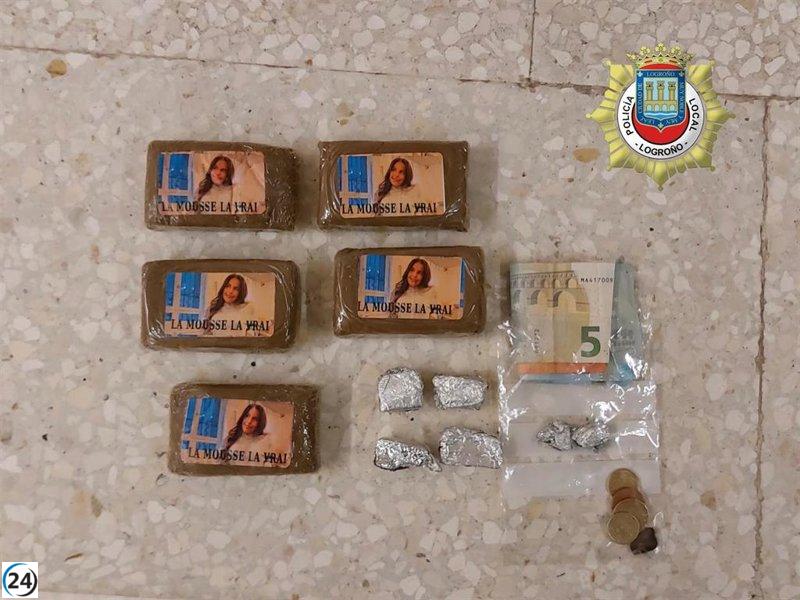 Detenido en Logroño un sospechoso con más de 500 gramos de hachís en su poder.