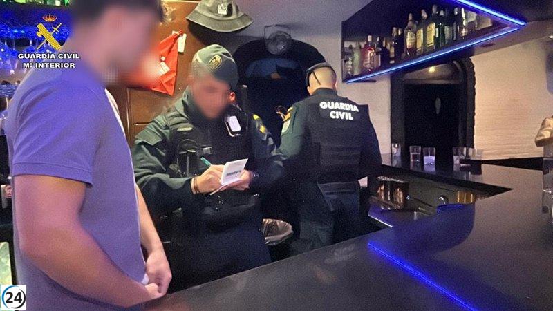 La Guardia Civil lanza un gran operativo en Alfaro.