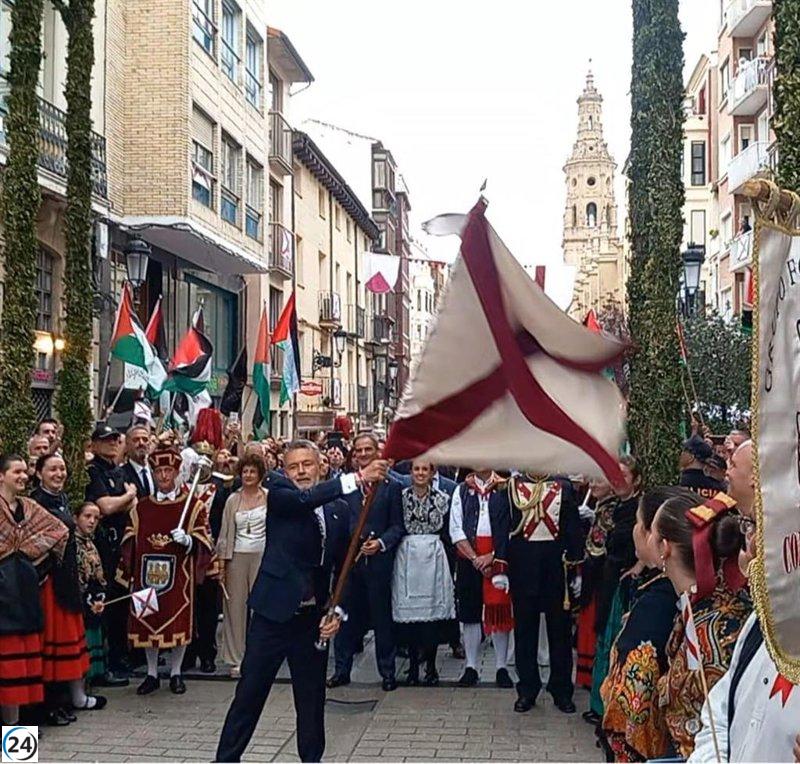 El alcalde de Logroño rinde homenaje a la infancia, la cultura y los lazos con Europa en los Banderazos de San Bernabé.