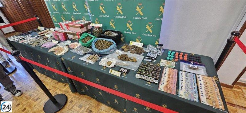 Desmantelan tráfico de 500 kg de 'tussi' y hachís en 30 provincias.