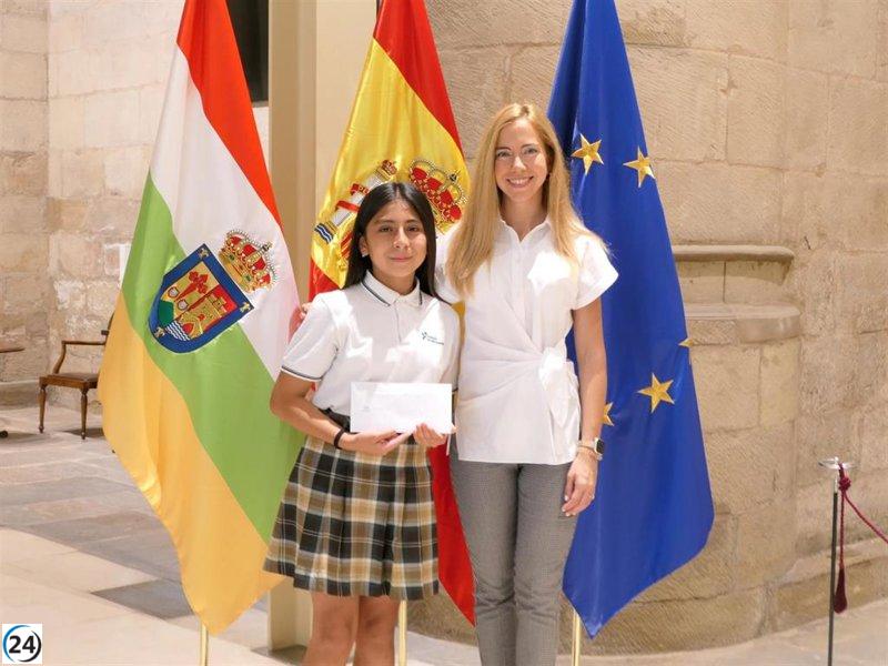 Reconocimiento al relato de Kendra Zapata del Colegio Santa Teresa sobre el Parlamento de La Rioja.