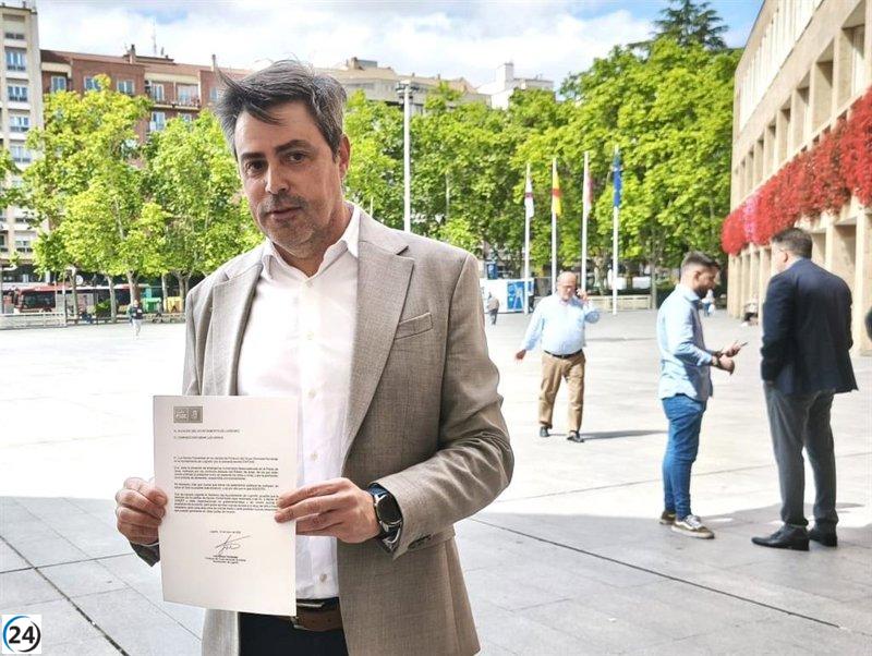 El PSOE denuncia que Escobar ha provocado pérdidas de 7,6 millones de euros en Logroño en solo dos años.