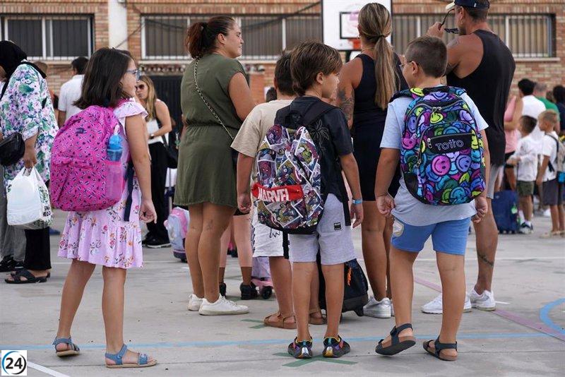 El PR+ aplaude la nueva posición del PP sobre el modelo 'Beso y adiós' en el CEIP Obispo Blanco.