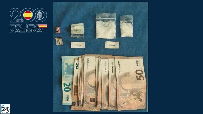 Detienen en Logroño a un joven de 20 años por narcotráfico de ketamina.