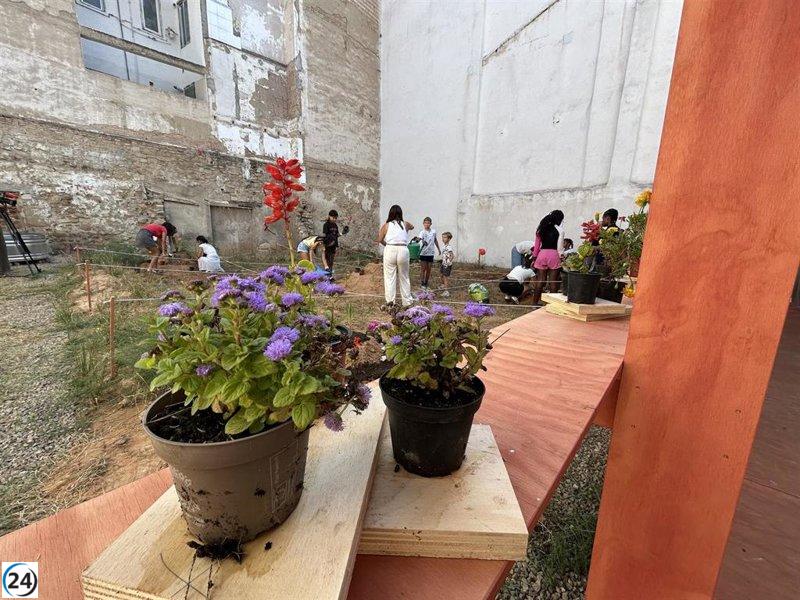 Concéntrico transforma un huerto urbano en Logroño para el disfrute de 34 niños de APIR.