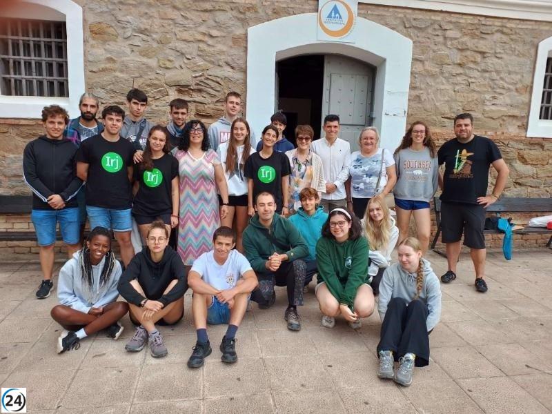 Más de cien jóvenes se unen a los campos de voluntariado del IRJ este verano.