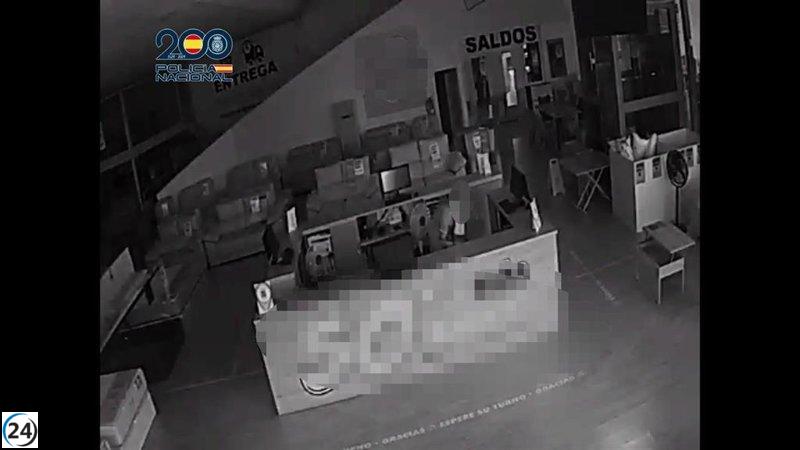 Detenido un joven en Logroño por ser el sospechoso de tres robos violentos en comercios.
