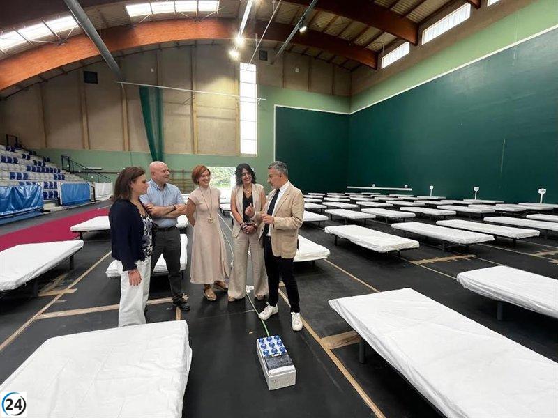 Inicia el programa de acogida temporal con 150 camas en el Polideportivo Titín III de Logroño.