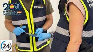 Capturan a un sujeto por filmar a dos menores en una parada de autobús en Logroño.
