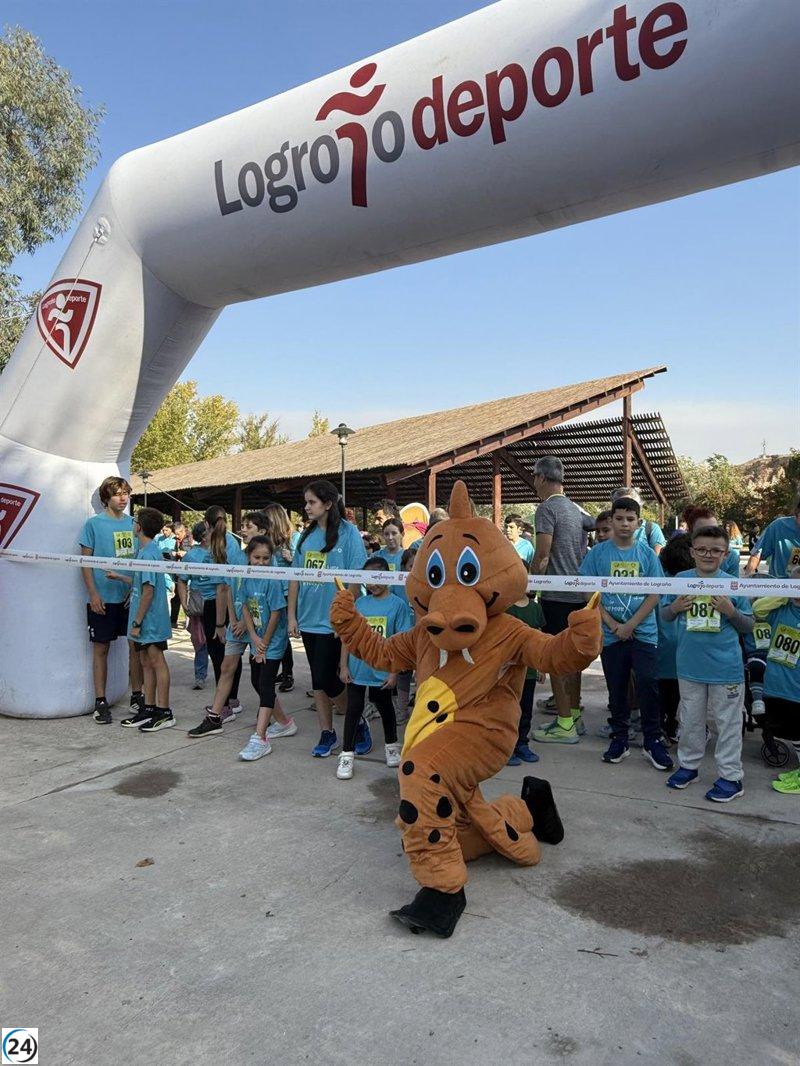Más de 700 participantes se unen a la décima edición de la carrera 'La salud mental: un evento para todos'.