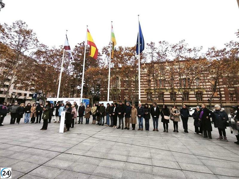 Logroño honra en silencio a las víctimas de la violencia de género de este año.