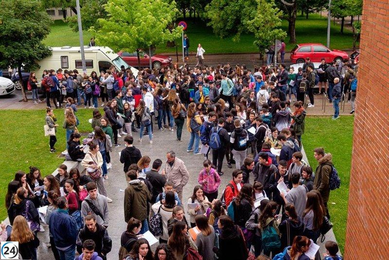 Docentes y padres fundan 'Iniciativa por una PAU Riojana Equitativa'