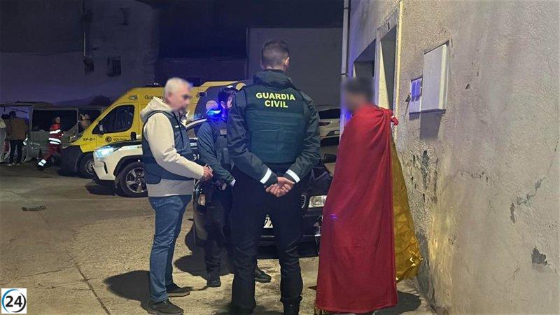 Detenido en Fuenmayor un joven de 19 años por el asesinato de su padre, aguardando su comparecencia judicial.