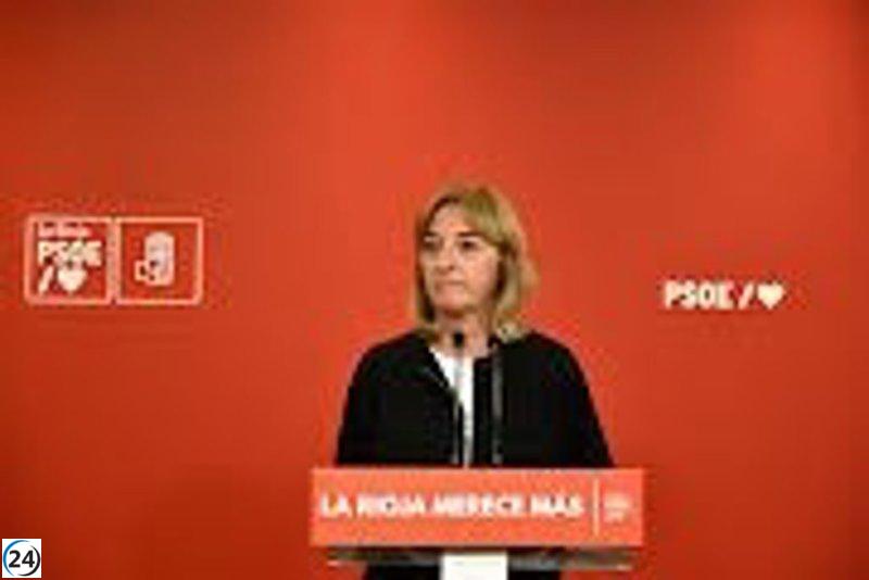 El PSOE insta a Capellán a garantizar el incremento de plazas en Enfermería y evitar redirigir recursos a Medicina.