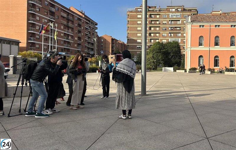 La Justicia da la razón a la estudiante que asistió con velo islámico al IES Sagasta.