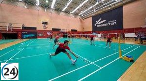 Colaboración entre UNIR y FESBA lanza innovador laboratorio de saliva para mejorar el bádminton en España.
