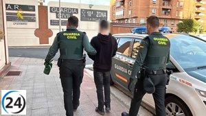 Joven de 23 años detenido por maltrato, amenazas, daños y difusión ilegal de vídeo sexual.