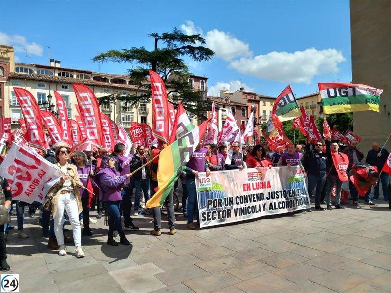 Trabajadores de la industria del vino amenazan con huelga por convenio salarial.