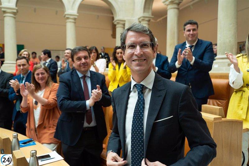 Gonzalo Capellán (PP) asume el cargo de presidente del Gobierno de La Rioja