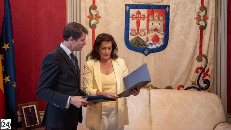 Andreu se reúne con Capellán en el Palacio de Gobierno para discutir el traspaso de poderes.