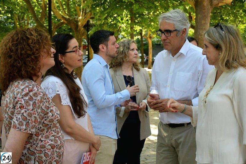 Garrido y Díaz respaldan al PSOE como defensor de una educación pública de calidad.