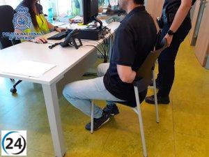 Estafador de 22 años arrestado por timar a una persona con la ayuda de una supuesta retirada de fondos