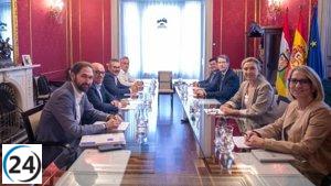 La Mesa del Diálogo Social de La Rioja se compromete a promover infraestructuras y combatir la siniestralidad laboral.