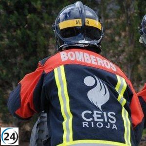 Devastador siniestro arrasa coche en carretera entre Canillas de Río Tuerto y Villar de Torre.