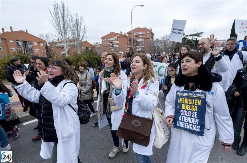 La Plataforma por la Sanidad Pública demanda igualdad de condiciones en la contratación con el sector privado