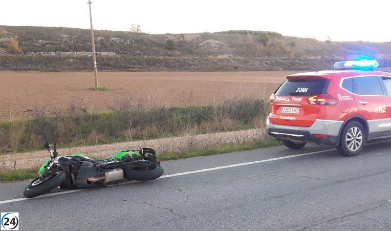 Motorista herido gravemente en un accidente con tractor en Mendavia es trasladado al Hospital San Pedro.