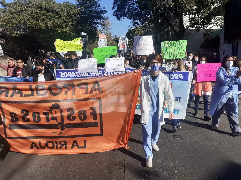 La Rioja: protesta de trabajadores de residencias y centros de día